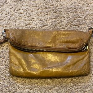 HOBO small zippered tan leather crossbody
